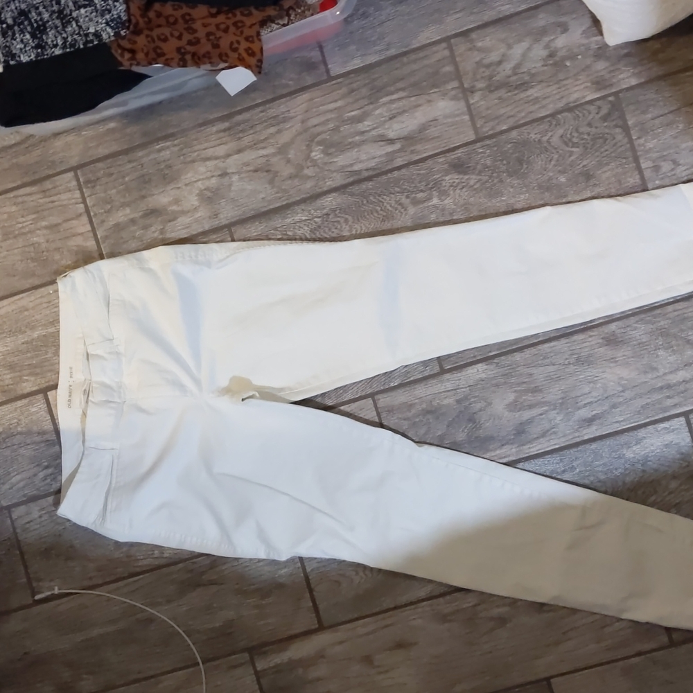 Creamy White Old Navy Pixie Pant